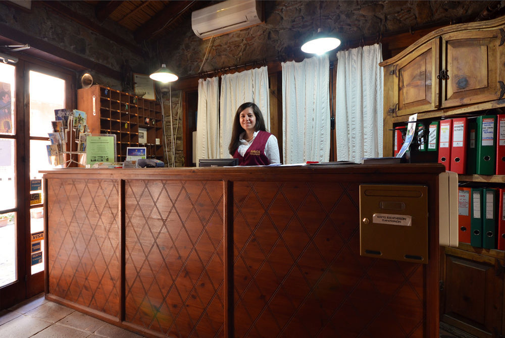 Linos Inn Какопетрия Екстериор снимка