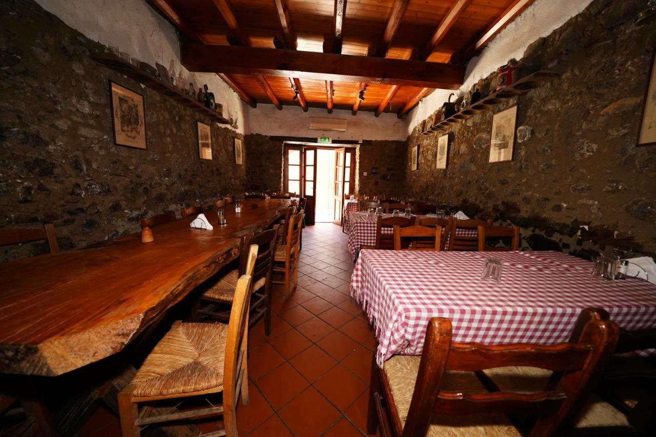 Linos Inn Какопетрия Екстериор снимка