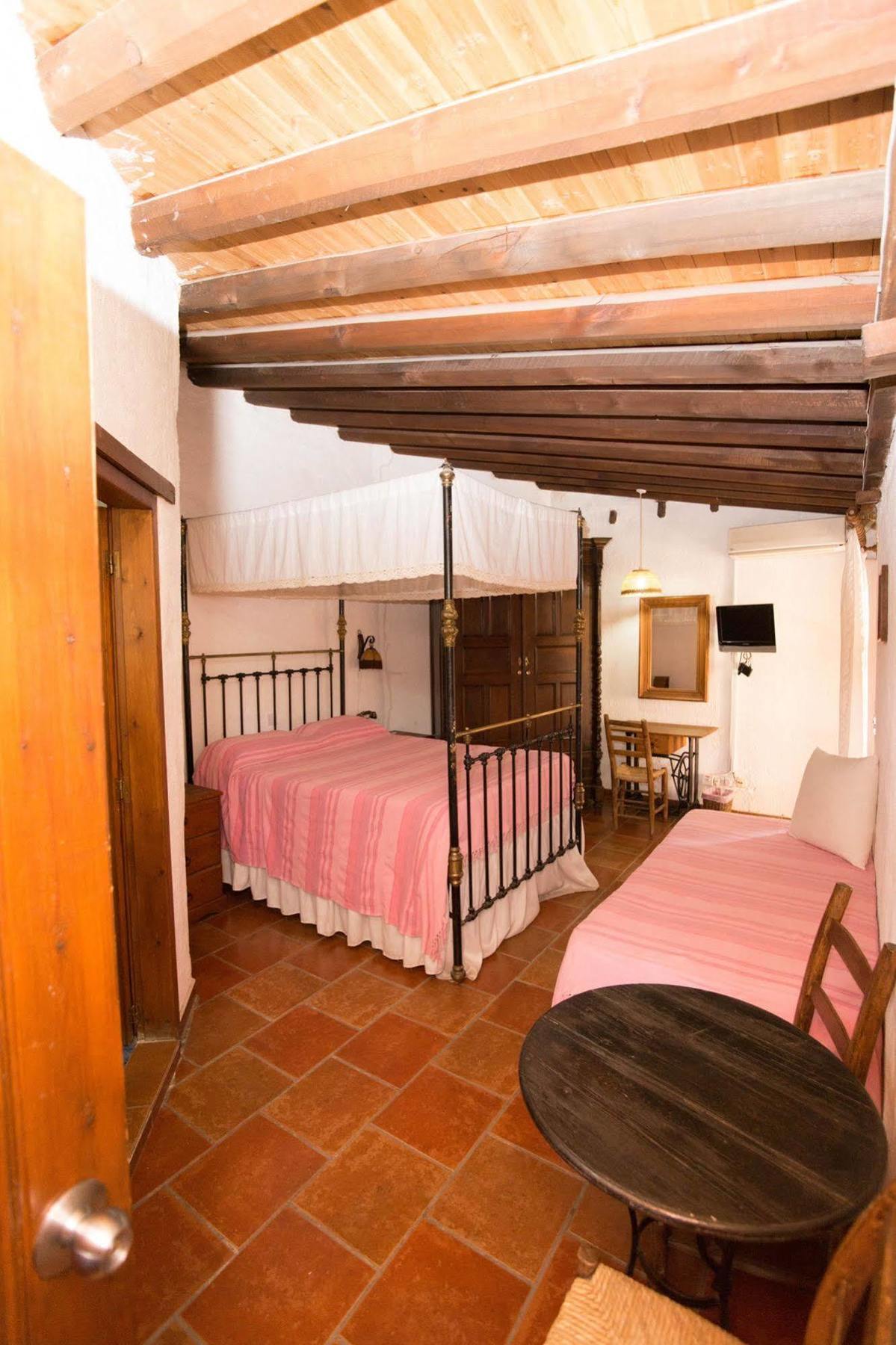 Linos Inn Какопетрия Екстериор снимка