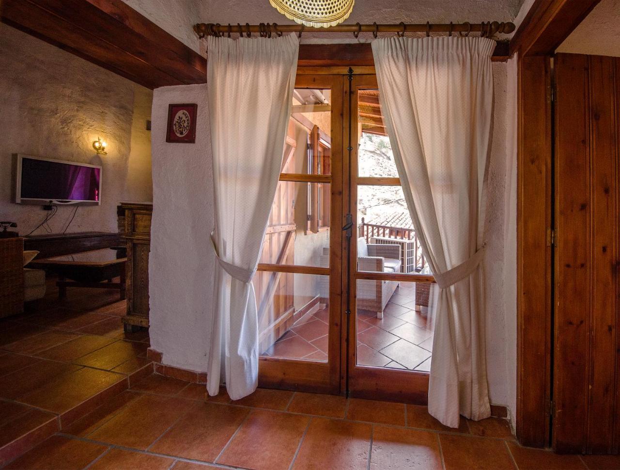 Linos Inn Какопетрия Екстериор снимка